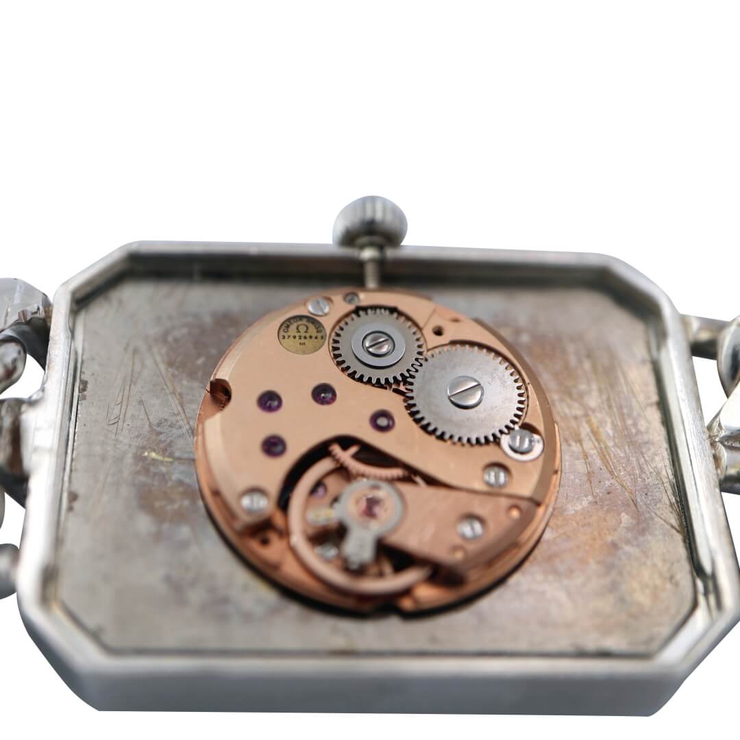 Omega de Ville Jeux D'Argent 8271, 1975 Silver Vintage Watch