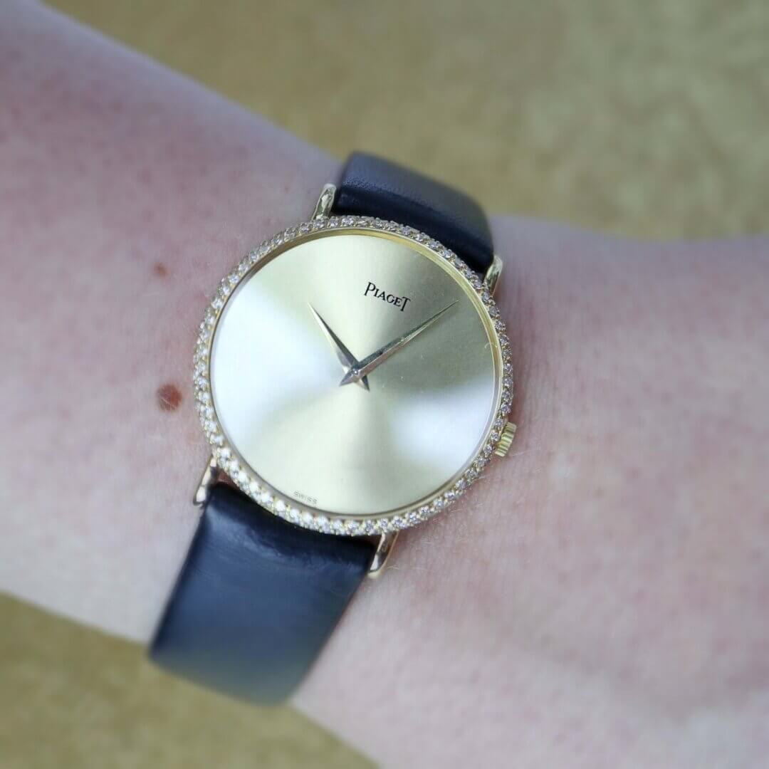 Piaget 9027 18k Gold Diamond Bezel Ladies Vintage Watch