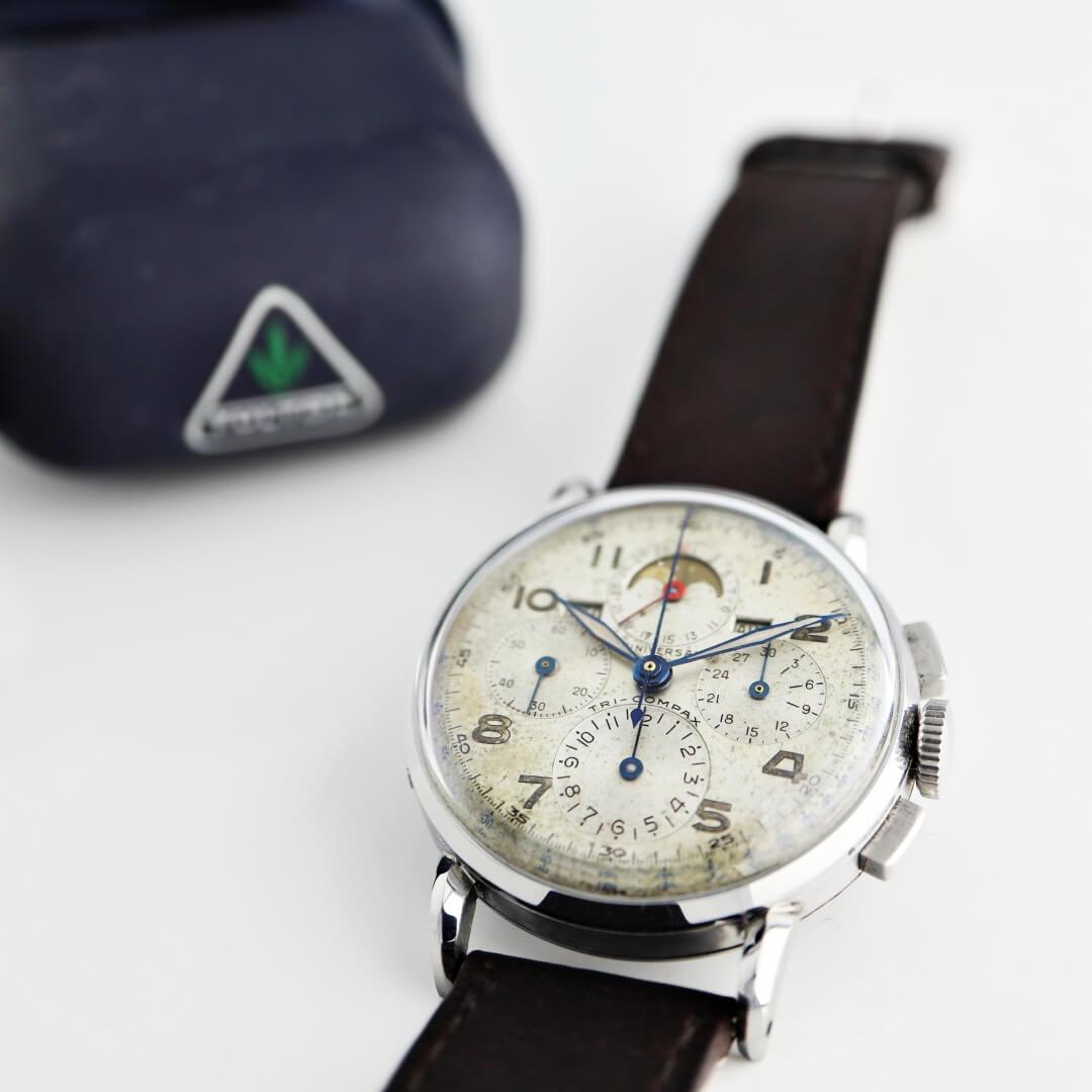 Universal Geneve Tri-Compax 22250, 1944 Men's Vintage Watch