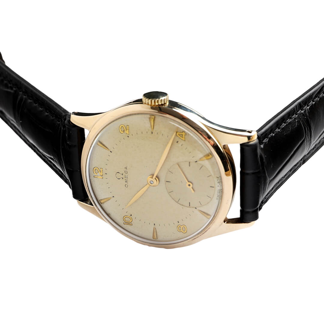 Omega Ref. 920 Gold Vintage Watch, 1949